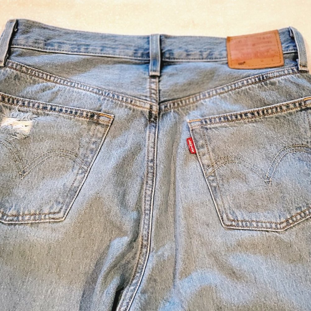 Jeans - Picture 3 of 4